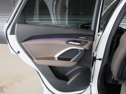 Certified 2025 Audi Q5 Premium Plus w/ Premium Plus image 29