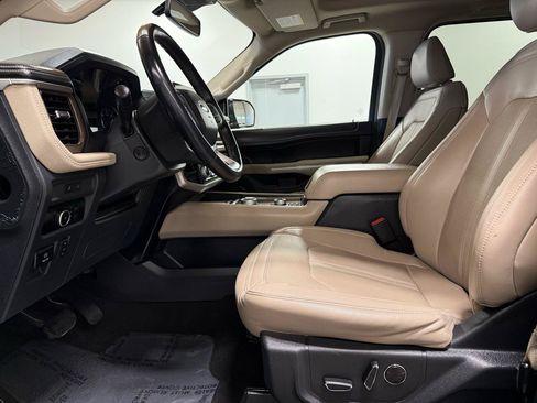 Used 2024 Ford Expedition Max Limited AWD/4WD image 11