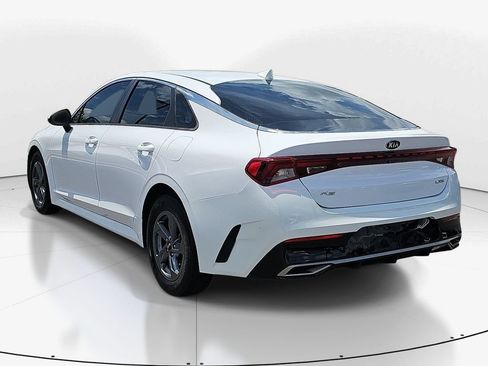 Used 2021 Kia K5 LXS FWD image 8