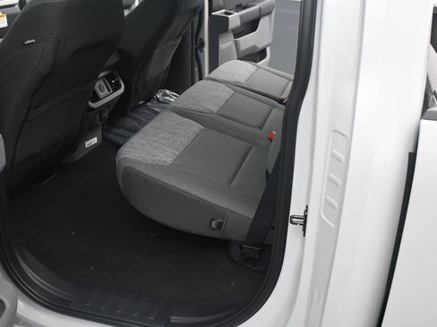 New 2026 Ford F250 XLT w/ XLT Premium Package AWD/4WD image 18