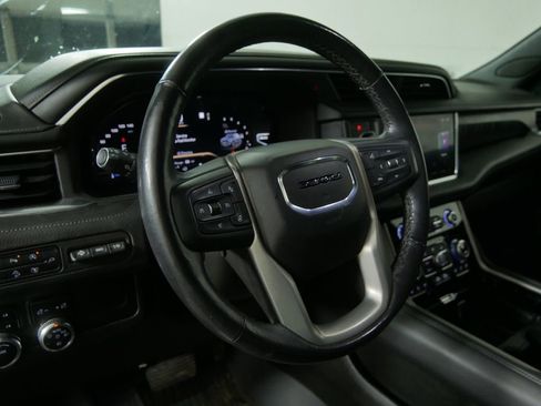Used 2022 GMC Yukon Denali image 12