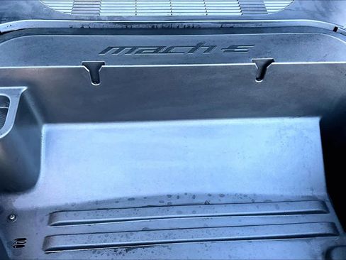 Used 2025 Ford Mustang Mach-E Premium w/ Sport Appearance Package image 32