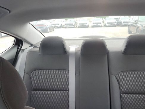 Used 2019 Hyundai Elantra SEL w/ Cargo Package FWD image 17