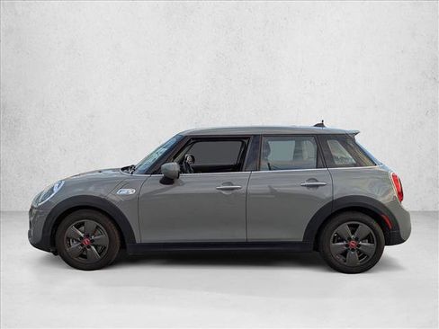 Used 2021 MINI Cooper S image 8