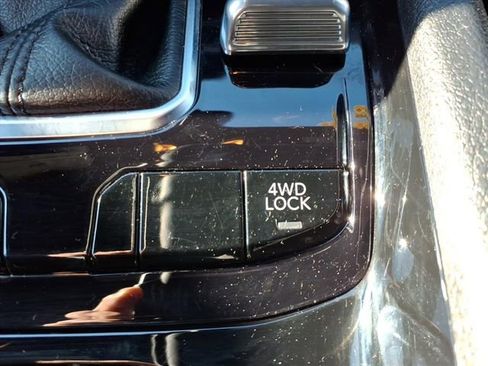 Certified 2022 Jeep Compass Altitude image 18