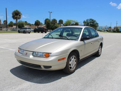 Used 2002 Saturn S-Series SL2 w/ SL2 Option Pkg 2