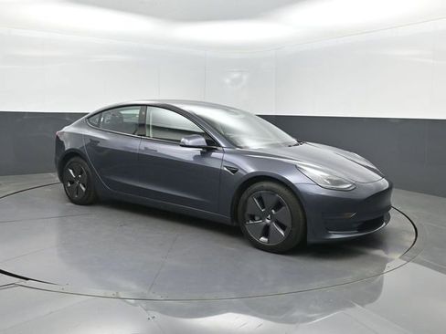 Used 2023 Tesla Model 3 Standard Range RWD image 28