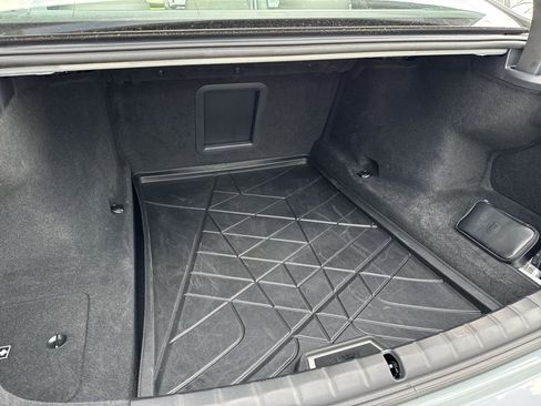 Used 2023 BMW 760i xDrive image 59