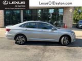 Used 2021 Volkswagen Jetta SEL Premium image 2