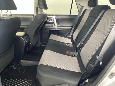 Used 2022 Toyota 4Runner SR5 AWD/4WD image 17