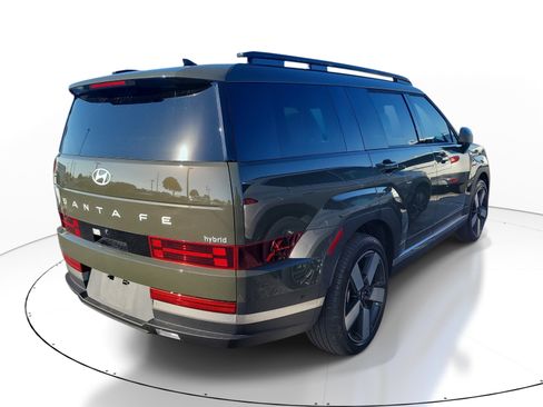 Used 2025 Hyundai Santa Fe Limited FWD image 7