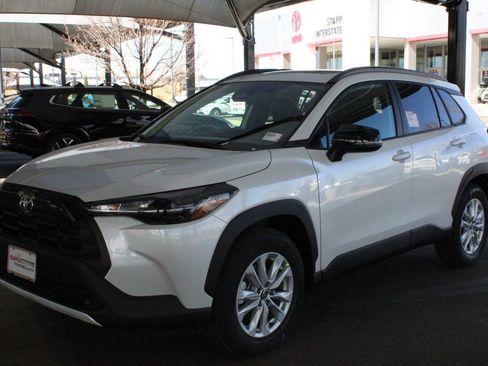 New 2026 Toyota Corolla Cross LE image 8