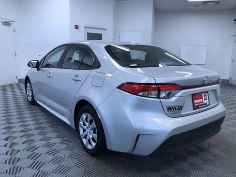 Used 2025 Toyota Corolla LE image 13