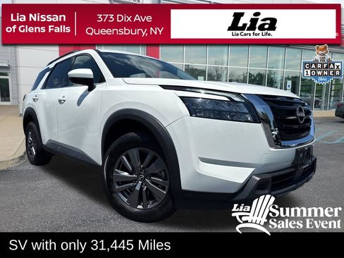 Used 2025 Nissan Pathfinder SV AWD/4WD image 1