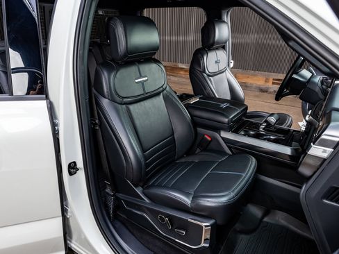 Used 2025 Ford F150 Platinum AWD/4WD image 31