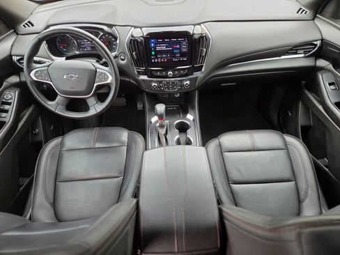 Used 2023 Chevrolet Traverse RS FWD image 9