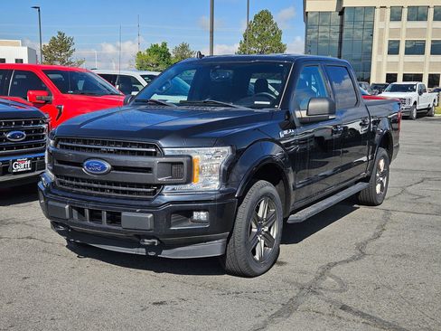 Used 2020 Ford F150 XLT w/ Equipment Group 302A Luxury AWD/4WD image 10