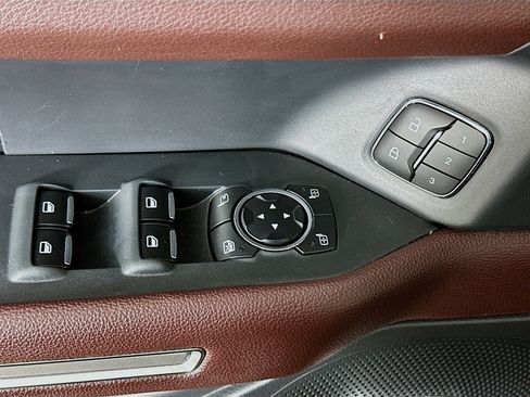 Used 2023 Ford Expedition Max Limited image 15