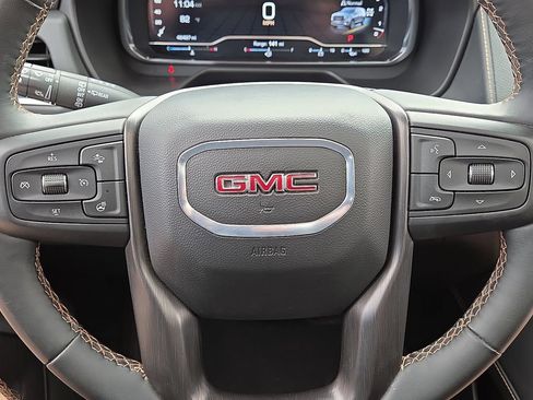 Used 2024 GMC Yukon AT4 AWD/4WD image 30