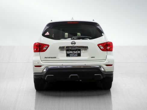 Used 2019 Nissan Pathfinder S image 5
