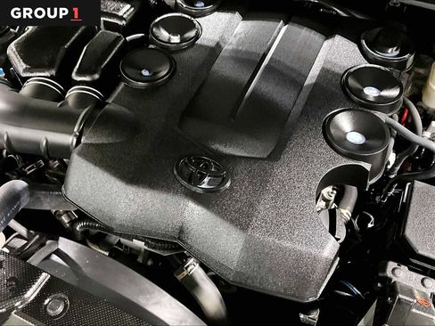 Certified 2023 Toyota 4Runner TRD Off-Road Premium image 32