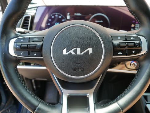 Certified 2025 Kia Sportage SX Prestige AWD/4WD image 25