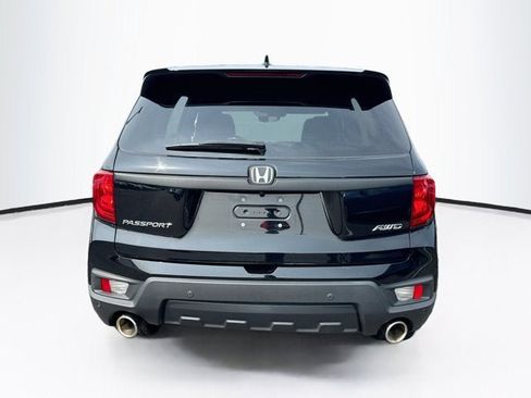 Used 2023 Honda Passport EX-L image 6