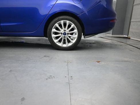Used 2014 Ford Fiesta SE w/ Equipment Group 201A FWD image 14