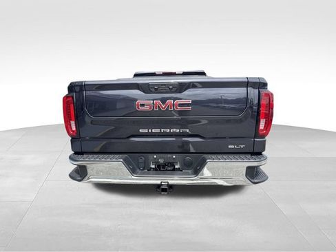 Used 2025 GMC Sierra 1500 SLT AWD/4WD image 8