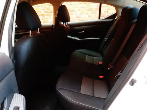 Certified 2023 Nissan Sentra SV w/ All-Weather Package FWD image 31