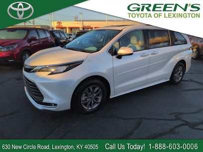 Certified 2023 Toyota Sienna XLE