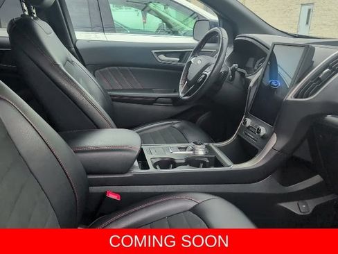 Used 2023 Ford Edge ST-Line w/ Class II Trailer Tow Package AWD/4WD image 10
