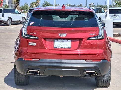 Used 2023 Cadillac XT4 Sport w/ Enhanced Visibility Package FWD image 5