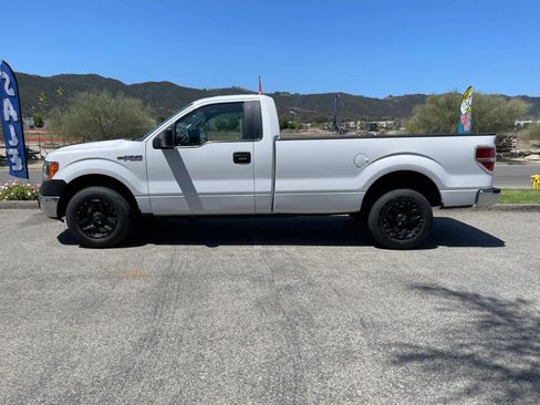 Used 2013 Ford F150 XL w/ Mid Equipment Group RWD image 8