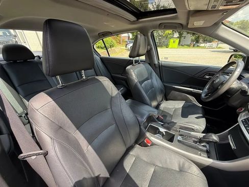 Used 2015 Honda Accord EX-L image 24