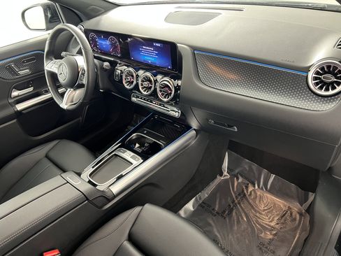 Certified 2025 Mercedes-Benz GLA 250 4MATIC image 25
