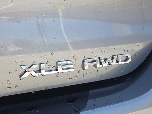 New 2026 Toyota Highlander XLE AWD/4WD image 12