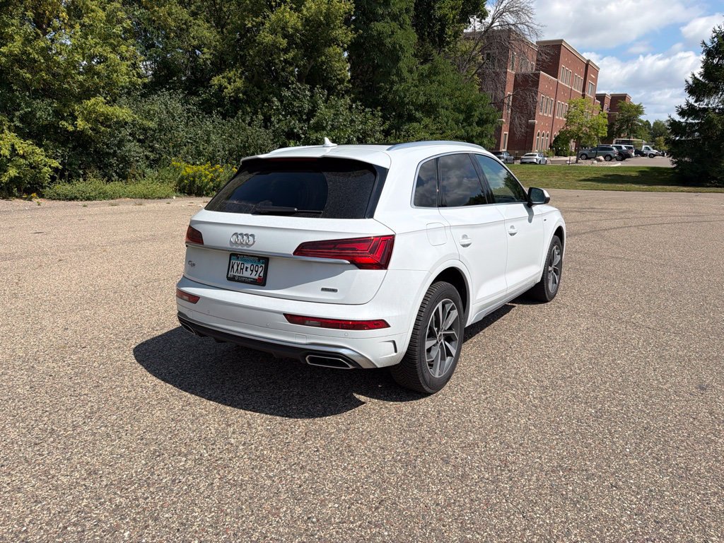 Used 2023 Audi Q5 2.0T Premium Plus AWD/4WD image 24
