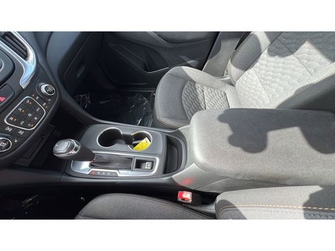 Certified 2020 Chevrolet Equinox LT FWD image 20