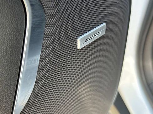 Used 2024 Chevrolet Suburban LT image 28