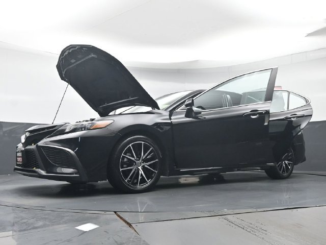 Certified 2024 Toyota Camry SE w/ Cold Weather Package AWD/4WD image 44