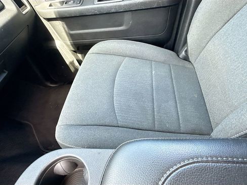 Used 2022 RAM 1500 Tradesman w/ Tradesman SXT Package RWD image 18
