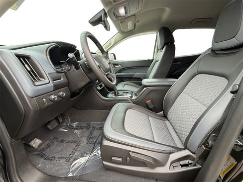 Used 2020 Chevrolet Colorado Z71 image 9