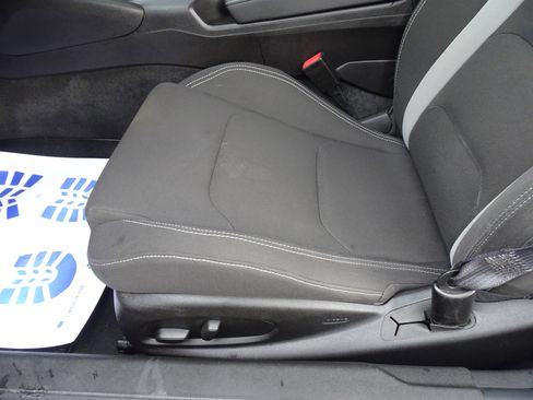 Used 2016 Chevrolet Camaro LT image 9