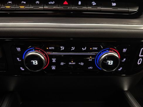 New 2026 GMC Sierra 1500 SLT w/ SLT Premium Plus Package AWD/4WD image 49