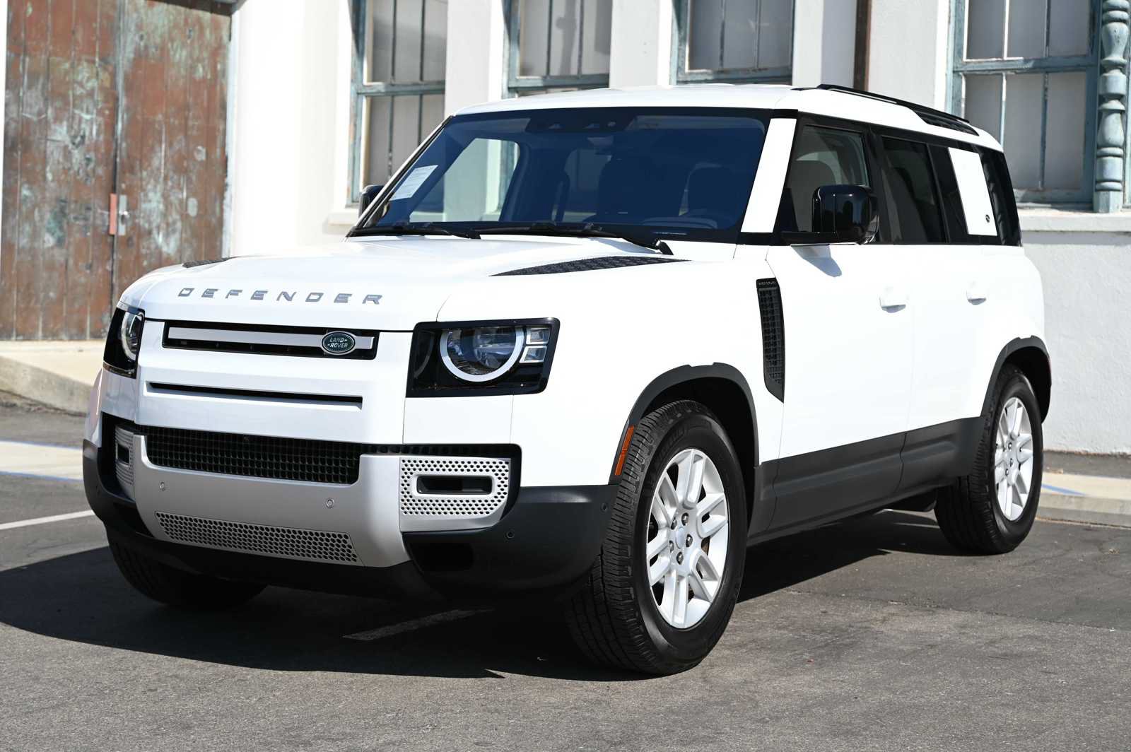 Used 2022 Land Rover Defender 110 S AWD/4WD image 1