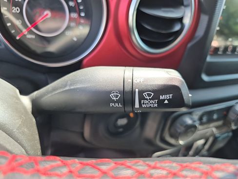 Used 2021 Jeep Gladiator Rubicon w/ LED Lighting Group image 34