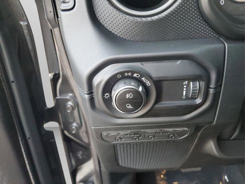 New 2026 Jeep Gladiator Rubicon w/ Safety Group image 18