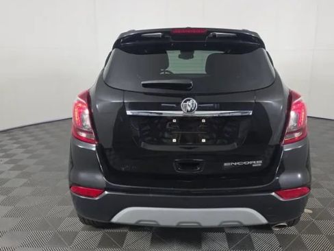 Used 2019 Buick Encore Sport Touring AWD/4WD image 3