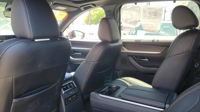 Certified 2026 MAZDA CX-90 3.3 Turbo S w/ Premium Plus AWD/4WD image 16